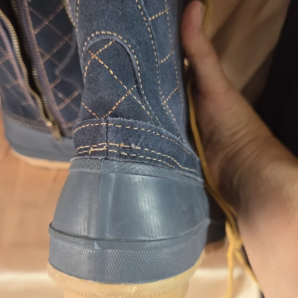 Khombu Navy and Tan Winter Boots - Picture 3 of 8
